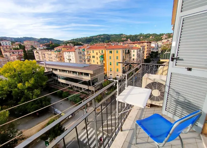 Brezza D'estate - L'opera Group * La Spezia